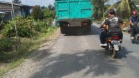 Dishub Kab.Simalungun Diminta Tindak Tegas Truck Bermuatan Over Tonase.