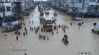 Debit Hujan Deras Melanda Beberapa Daerah Di Sumatera