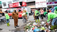 Sampah di Jalan Patuan Anggi Dibersihkan, Plh Sekda Siantar: Tidak akan Ada Lagi Sampah Menumpuk
