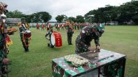 Pangdam IX/Udayana Kukuhkan Drumband “Canka Wira Yudha” Yonif 742/SWY