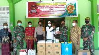 Putus Rantai Covid-19, Satgas Yonif MR 413 Kostrad Bagikan Alkes Untuk Masjid di Papua