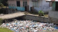 Irigasi Juga Jadi Tempat Pembuangan Sampah Warga Perdagangan