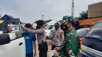 Tekan Covid-19, 5000 Masker di Bagikan Satgas Polda Banten-TNI dan Satpol PP