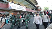 Panglima TNI Bersama Kapolri Tinjau Pelaksanaan PPKM di Pasar Tradisional Wilayah Bali