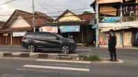 Berikan Rasa Aman dan Nyaman Warga di hari libur, Ditsamapta Laksanakan Pengaturan Lalu Lintas