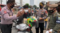 Satgas Aman Nusa 2021, Bagikan 12.000 Masker dan Berikan Himbauan Prokes di Pasar Baros