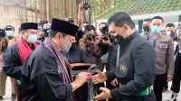 KAPOLDA BANTEN SOWAN KE PADEPOKAN DEBUS SUROSOWAN, AJAK PENDEKAR BANTEN JAGA KAMTIBMAS.