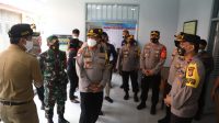 TINJAU POSKO PPKM DI TANGERANG, WAKAPOLDA BANTEN INGIN MENGETAHUI KESIAPAN PERSONIL.
