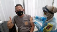 Minimalisir Penyebaran Covid-19, Personel Polda Banten di Vaksin