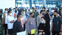 Bersama Ketua DPR RI, Kapolri Tinjau Arus Mudik di Bandara Soetta