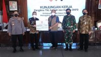 Kunker Bersama Kapolri di Kabupaten Pati, Panglima TNI Pimpin Rapat Penanganan Covid-19