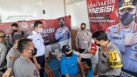 PPKM Darurat, Polda Banten Vaksin Sopir Kendaraan Logistik Di Atas Kapal Penyeberangan Merak
