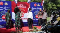 TNI-Polri Distribusikan 30.000 Paket Sembako untuk Warga Solo.