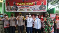 KAPOLRES DAN FORKOPINDA SIMALUNGUN GIAT VAKSINASI MASSAL DI PASAR BARU SERBELAWAN.