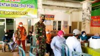 Babinsa Koramil Temayang Bojonegoro Laksanakan Pendampingan Vaksinasi bagi Warga Desa Jono