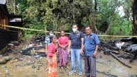 Bupati Tapanuli Tengah Bangun Kembali Dua Rumah Warga yang Terbakar di Kecamatan Manduamas