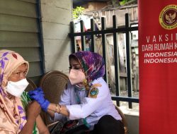 Momentum Hari Pahlawan, Kabinda Sumut Vaksin Veteran di Medan Deli