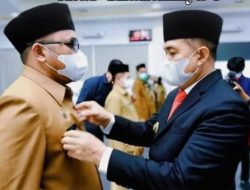 Bupati Batu Bara Lantik 5 ASN,Jadikan Jabatan Sebagai Amanah dan Laksanakan Penuh Tanggung Jawab.