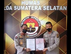 Aipda Muhammad Aliudin Dapatkan Sertifikat Penghargaan Polisi Baik Indonesia dari PPWI.