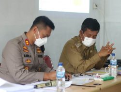 Rapat Evaluasi Percepatan Target 70% Sampai Akhir 2021, Bupati Simalungun : Mari Bekerja Keras Berdayakan Semua Kekuatan dan Ini Ibadah.