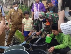 Minim Air Bersih, Warga Pangkalan Dodek Baru Dan Nenassiam Serbu Bantuan Air Bersih Dari PD Al Wasliyah Batubara.