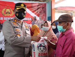 Tinjau Pelaksanaan Vaksin Kapolres Bersama Forkopimda Simalungun Bagi Paket Sembako.