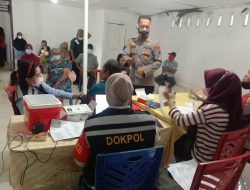 KAPOLSEK BANGUN TAK BOSAN BOSAN GEBYAR VAKSINASI MASAL MENGAJAK MASYARAKAT SIMALUNGUN UNTUK DI VAKSIN.