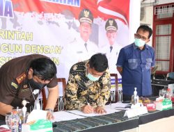 Pemkab Simalungun dan Kejaksaan Negeri Simalungun Tanda Tangani Kesepakatan Bersama Dalam Penanganan Hukum Bidang Perdata dan Tata Usaha Negara.