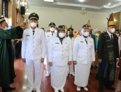 80 Orang Pejabat Tinggi Pratama Dan Pejabat Administrator Dilingkungan Pemkab Simalungun Di Lantik.