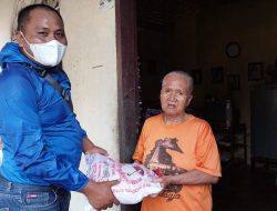 Komunitas Wartawan Wappress Bagi Bantuan di Desa Perkebunan Dolok.