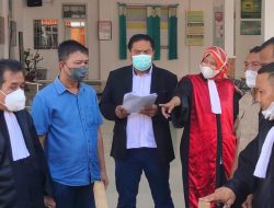 Terkait Kasus Papan Bunga, Advokat Daniel Minggu Tantang Kapolres Lampung Timur dan JPU Debat Terbuka Terkait Pasal 170 KUHP.