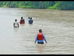 Niat Cari Brondolan Sawit Seorang Warga Batu Bara Hilang Terseret Arus Sungai Bahbolon.