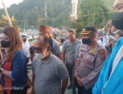 WAKA POLRES SIMALUNGUN DAMPINGI KUNKER MENTRI PARIWISATA KE WISATA KAMPUNG WARNA WARNI TIGA RIHIT