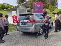 Personil Polres Simalungun Amankan Libur Tahun Baru Islam 1444 H Di Parapat Dengan 3 K