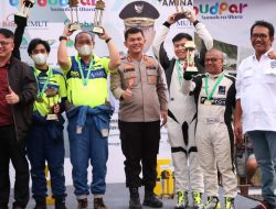 KAPOLRES SIMALUNGUN DAMPINGI DIRLANTAS POLDASU HADIRI CLOSING CEREMONIAL EVEN DANAU TOBA RALLY 2022 DI PARAPAT