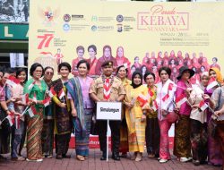 Bhayangkari Bersama Polwan Polres Simalungun Ikuti Parade Kebaya Nasional Tahun 2022
