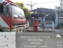 Polsek Serbelawan Resort Simalungun Bantu Evakuasi Korban Kebakaran