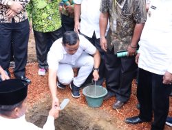Bupati dan Wakil Bupati Simalungun Letakkan Batu Pertama Pembangunan Masjid Sarmahita Damanik