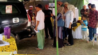 Lemahnya Sistim Pengawasan Pilpanag Mobil Bergambar Calon Pangulu Bebas Memasuki Ruang TPS