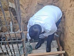 Letakkan Batu Pertama Pembangunan Kantor Camat Purba, Bupati Ajak ASN Tingkatkan Pelayanan