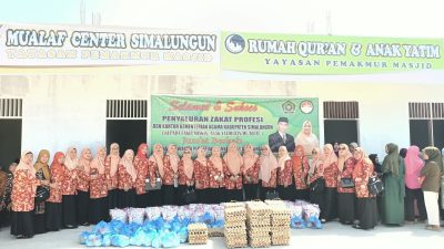 Yayasan Pemakmur Masjid Perdagangan Terima Paket Sembako Dari Kemenag Simalungun