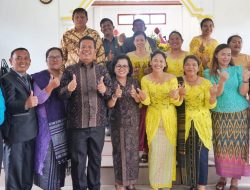 Bupati Simalungun Dan Keluarga Ibadah Minggu Bersama Jemaat GKPS Huta Baru Resort Raya Huluan