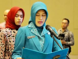 Ny Ratnawati Radiapoh Hasiholan Sinaga Dikukuhkan sebagai Ketua Pembina Posyandu Kabupaten Simalungun