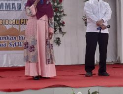 Dra Hj Hidayah Herlina Gusti Anggota DPRD Provinsi Sumut Hadiri Peringatan Maulid Nabi Saw 1445 H di Islamic Centre