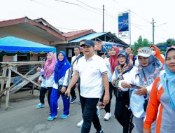 Sambut HUT ke-52 Korpri Bupati Zahir Lepas Peserta Jalan Sehat Bersama