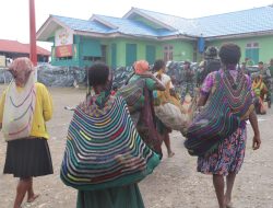 Program BOHAI Satgas 330 Terus Digelar, Hasil Bumi Mama Papua Ludes Terjual