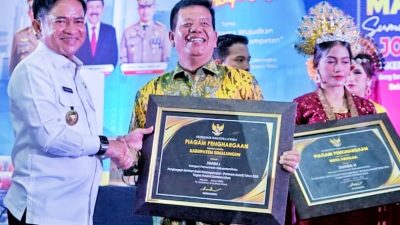Bupati Simalungun Terima Penghargaan Paritrana Award Tahun 2024 Dari Pemprov  Sumut