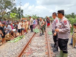 Pengendara Sepeda Motor Tewas Mengenaskan Tertabrak Kereta Api di Simodong