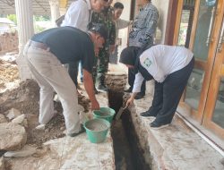 Camat Bandar Masilam Didampingi KUA Dan Pangulu Lakukan Peletakan Batu Pertama Rekonstruksi Pembangunan Masjid Al-Huda