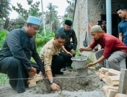 Jum’at Berkah : Pj. Bupati Heri Wahyudi Berikan Bantuan Bedah Rumah Guru Ngaji